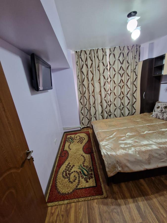 Apartment Slănic-Moldova Exteriör bild